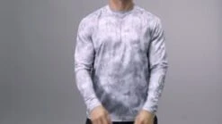 TYR SunDefense™ Men's Vented Long Sleeve Crew Shirt - Turbulent 22 TYR SunDefense™ Men's Vented Long Sleeve Crew Shirt - Turbulent -Tyr 1572245426 e637705f8bc94eef4b911134a68ffcde9fc74a290412b6417bfe91cc6dc9e867 d 295x166