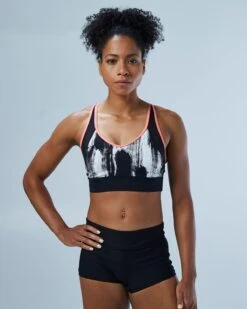 TYR Women's Hadley Top - Dry Brush 16 TYR Women's Hadley Top - Dry Brush -Tyr BHDDBR7A 001 alt07