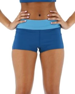 TYR Durafast Elite® Women's Casey Boyshort - Solid