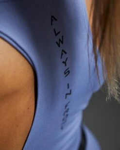 TYR Base Kinetic™ Women's Cropped High Neck Tank - Solid -Tyr FGCHTS3A 986 alt08