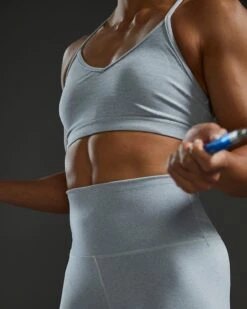 TYR Base Kinetic™ Women's V-Neck Sports Bra - Heather 18 TYR Base Kinetic™ Women's V-Neck Sports Bra - Heather -Tyr FGVSH3A 254 alt08