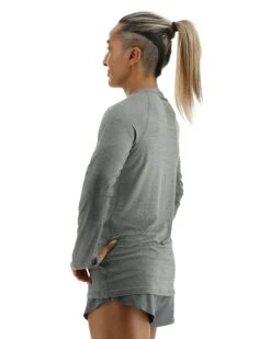 TYR ClimaDry™ Women's Raglan Long Sleeve Tee - Solid / Heather 13 TYR ClimaDry™ Women's Raglan Long Sleeve Tee - Solid / Heather -Tyr FPTLRS3A 966 alt04