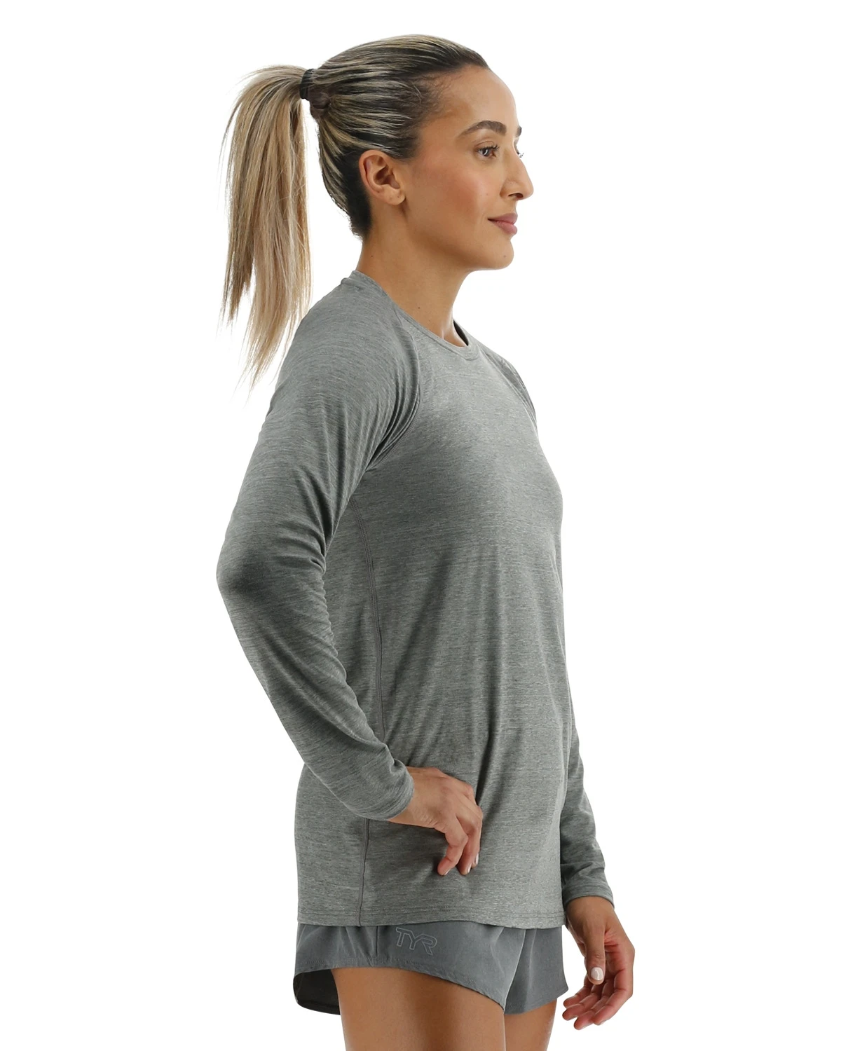 TYR ClimaDry™ Women's Raglan Long Sleeve Tee - Solid / Heather 6 TYR ClimaDry™ Women's Raglan Long Sleeve Tee - Solid / Heather - Image 6