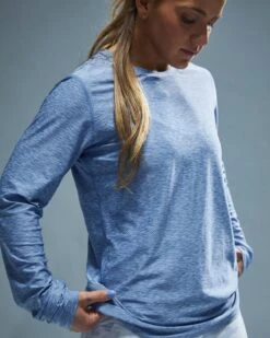 TYR Airtec™ Women's Long Sleeve Tee - Solid 26 TYR Airtec™ Women's Long Sleeve Tee - Solid -Tyr FPTLSO3A 929 alt07
