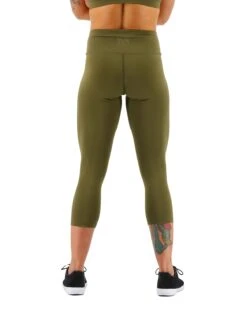 TYR Base Kinetic™ Women's High-Rise 3/4 Leggings - Solid
