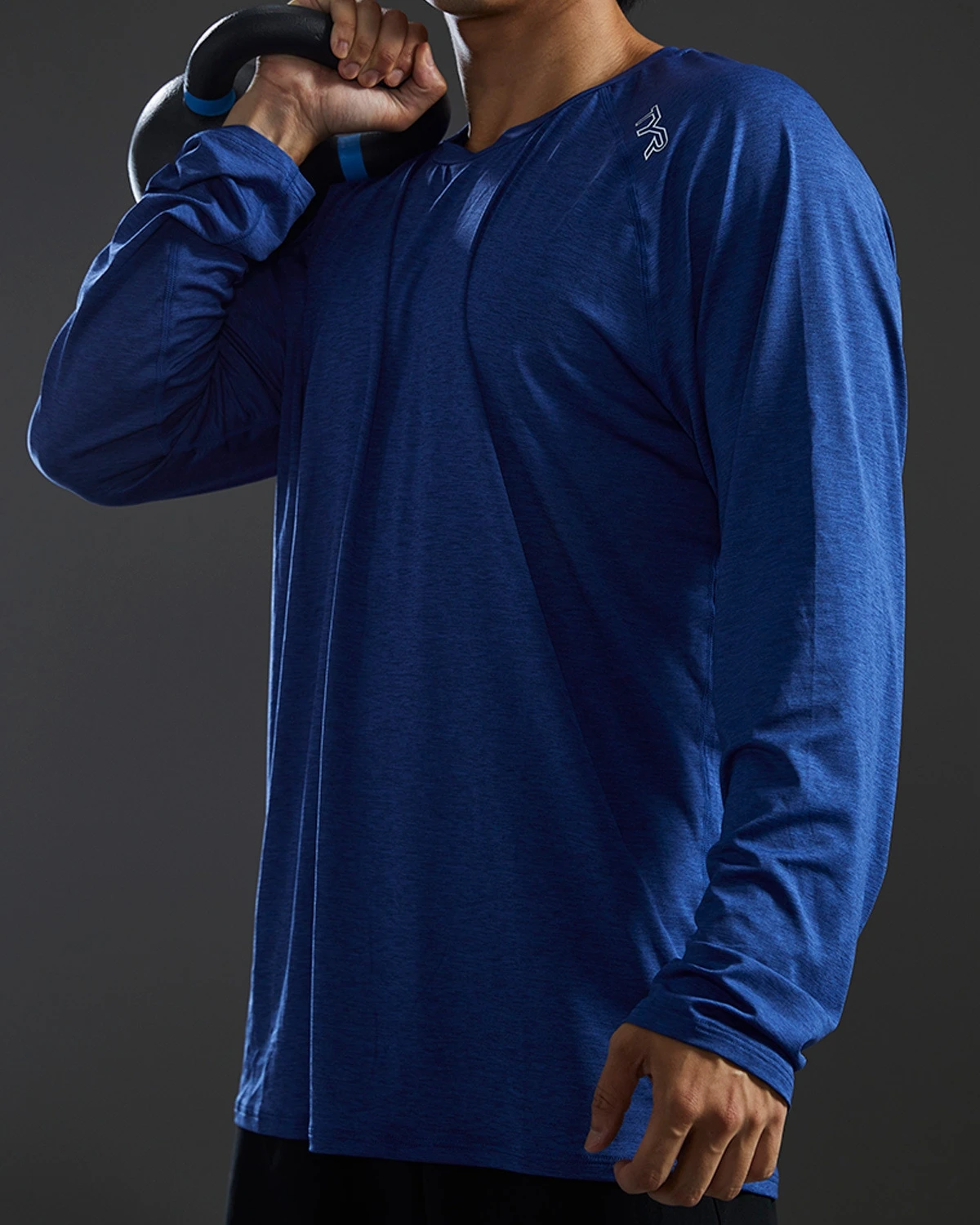 TYR ClimaDry™ Men's Raglan Long Sleeve Tech Tee - Solid / Heather 7 TYR ClimaDry™ Men's Raglan Long Sleeve Tech Tee - Solid / Heather - Image 7