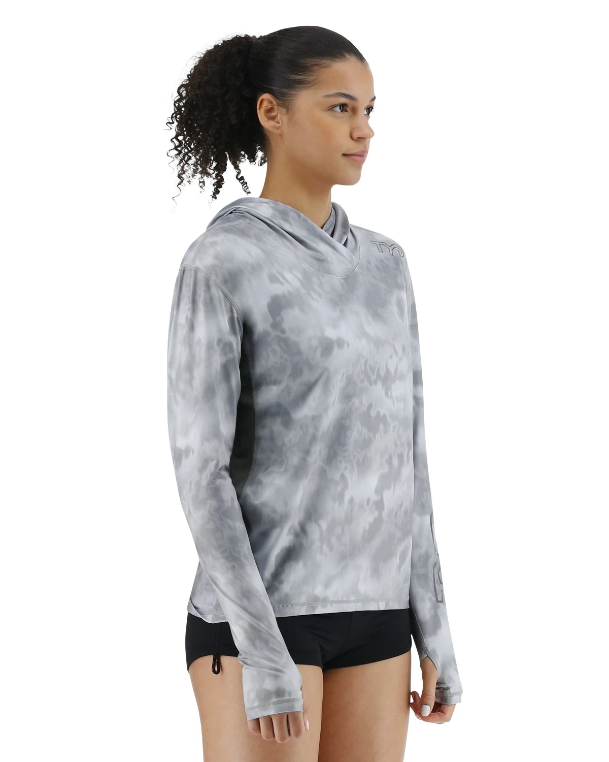 TYR SunDefense™ Women's Vented Hooded Shirt - Turbulent 6 TYR SunDefense™ Women's Vented Hooded Shirt - Turbulent - Image 6