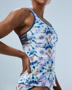 TYR Women's Harley Tank - Pressed Flowers 17 TYR Women's Harley Tank - Pressed Flowers -Tyr THAPFL7A 960 alt08