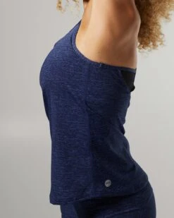 TYR Durafast Elite® Women's Taylor Tank - Lapped 17 TYR Durafast Elite® Women's Taylor Tank - Lapped -Tyr TTAFLA7A 401 alt08