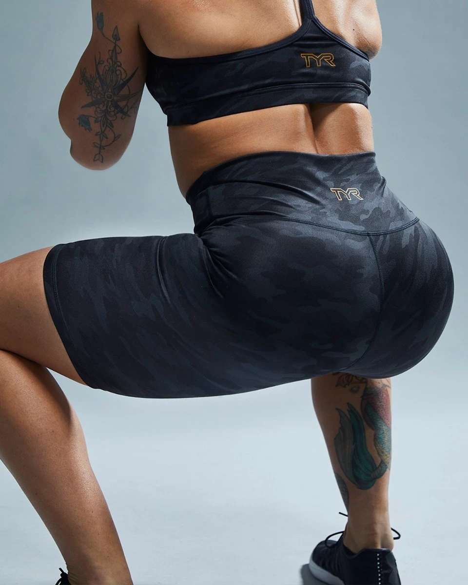 TYR Base Kinetic™ Women's High-Rise 8" Shorts - Blackout Camo 10 TYR Base Kinetic™ Women's High-Rise 8" Shorts - Blackout Camo - Image 10