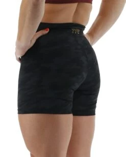 TYR Base Kinetic™ Women's High-Rise 4" Shorts - Blackout Camo -Tyr ftfhsb3a 001 alt04